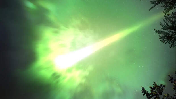 В Саньсиндуй в Сычуани нашли 3‑тысячелетний топор из метеоритного железа — крупнейший на юго‑западе Китая