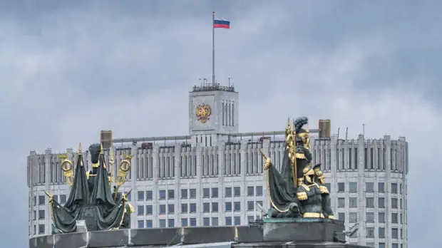 Кабмин поддержал проект о запрете иностранного гражданства для послов