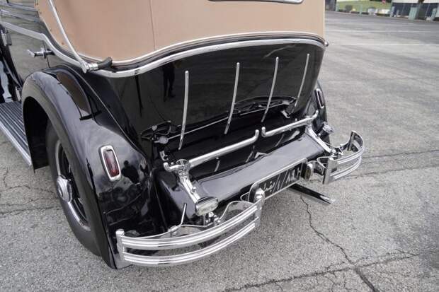 Кабриолет Mercedes-Benz 770K из музея гоночной трассы Индианаполиса