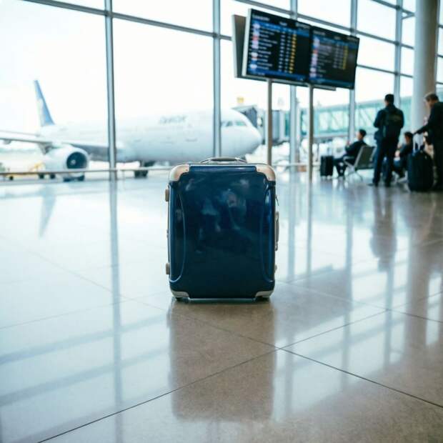 Правительство утвердило список аэропортов и правила вывоза наличных рублей в ЕАЭС