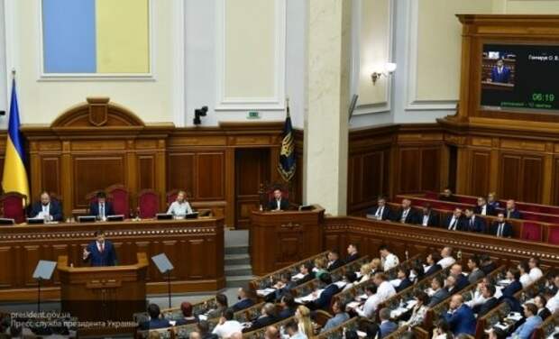 Богдан рассказал об угрозе раскола фракции «Слуги народа»