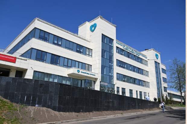 Медицину спасут рублём