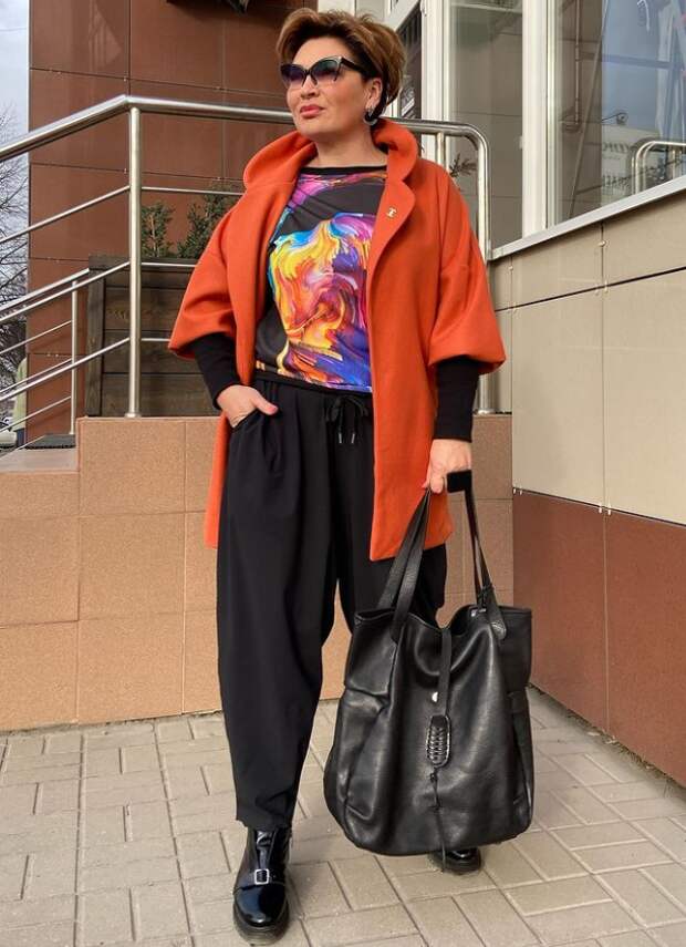 Одеваться нужно так, чтобы нравится себе, а потом окружающим