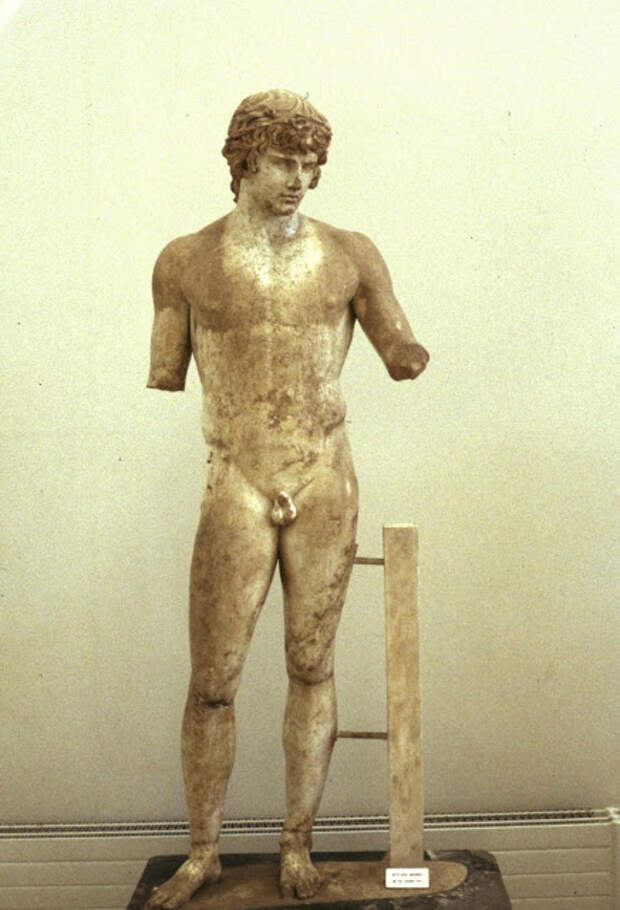 statue-of-antinous-2.jpg