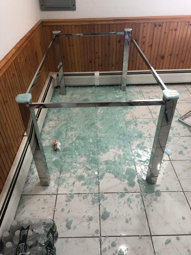 Неприятности случаются