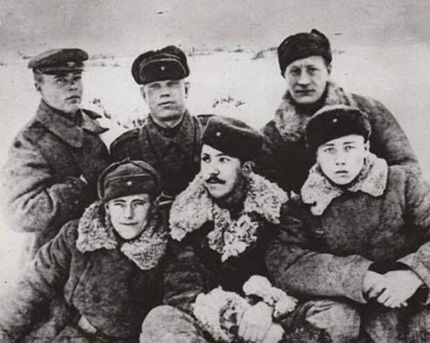 Фронтовые фото советских актёров. Никулин, Папанов, Гуляев, Трофимов, Гайдай
