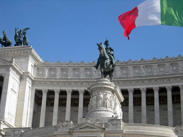 «Братья Италии» Мелони лидируют по числу голосов на парламентских выборах