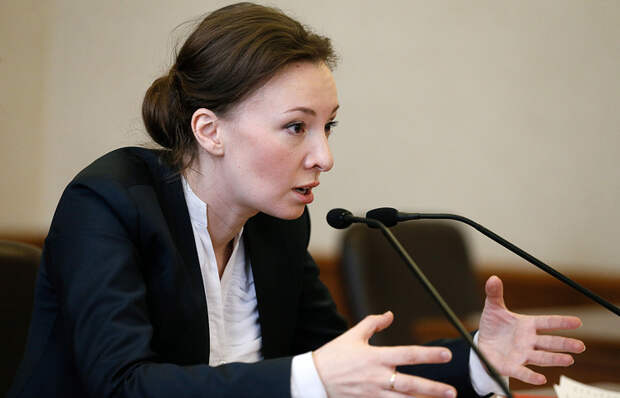 Уполномоченный при президенте РФ по правам ребенка Анна Кузнецова