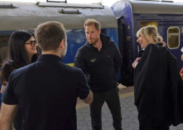 Вместо Джонсона — принц Гарри. Зачем британский десант нагрянул в Киев?