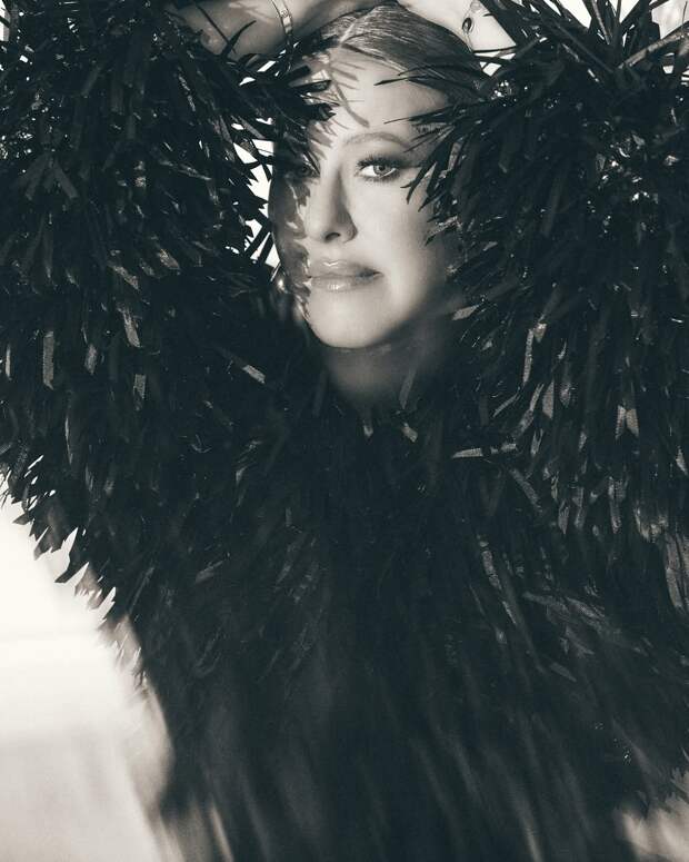 «Я никогда не выберу деньги, я очень про любовь»: Ксения Собчак об отношениях с мужчинами