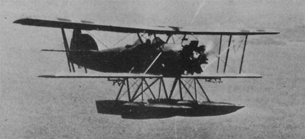 File:Marinens Flyvebaatfabrikk M.F.10 flying.jpg