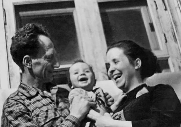 Лена и Борис Никитины
