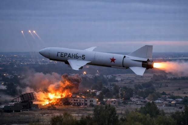 На Украину сброшено изделие "номер 5", давление на украинскую ПВО усилилось