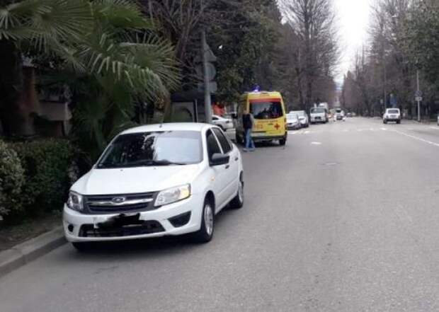 Авария дня.  В Сочи под колесами автомобиля погибла пожилая женщина авария, авто, авто авария, видео, дтп, пешеход, пешехода сбили, смертельное дтп