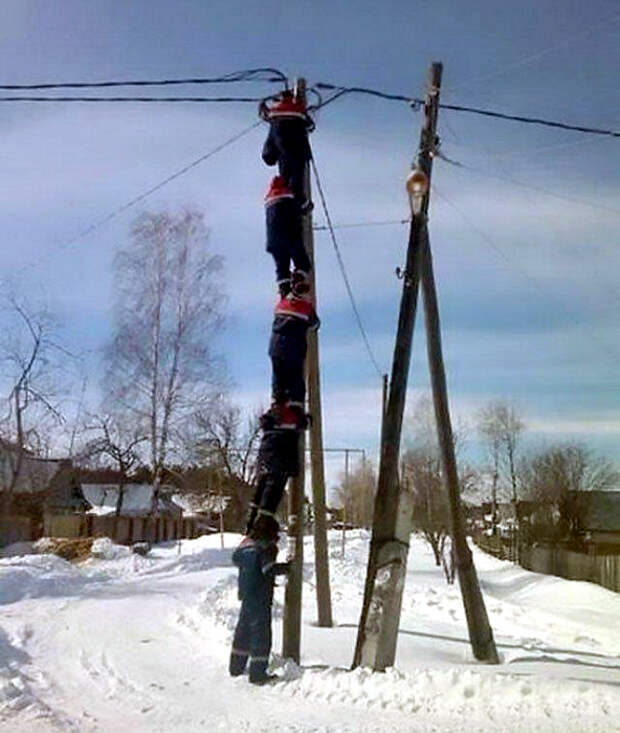 Живая пирамидка. | Фото: Pikabu. Живая пирамидка. | Фото: Pikabu.