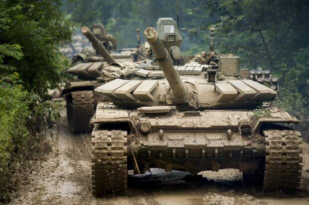 На замену танков Т-72 в Индии: Т-14 «Армата» или  К-2  «Черная пантера»