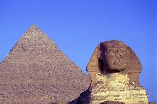 Большой сфинкс. Плато Гиза, Египет. Из открытых источников.