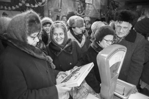 Очень характерные фразы позднего СССР Очень характерные фразы позднего СССР