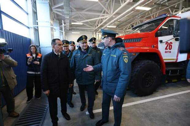 Губернатор Кондратьев принял участие в открытии пожарно-спасательной части