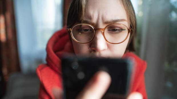 РИА Новости: мошенники обманывают фрилансеров под предлогом созвона