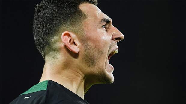 Сперцян показал фото ноги после борьбы с Педро. Игрок «Зенита» получил за это красную карточку