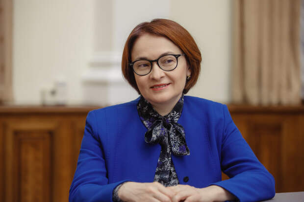 Набиуллина: ЦБ рекомендует банкам разъяснять гражданам причину блокировки счетов