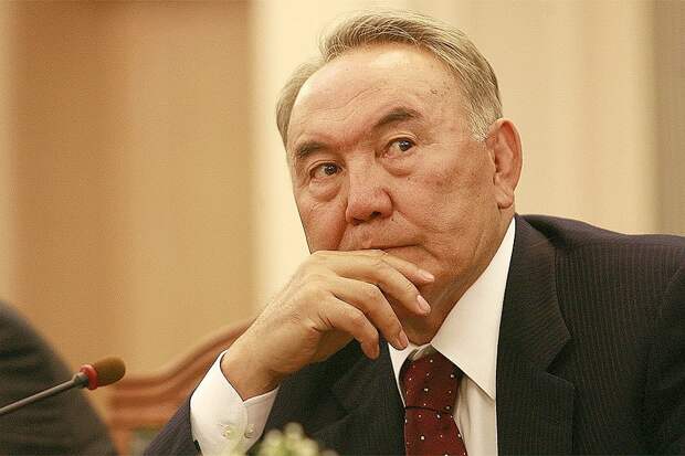 Назарбаев заявил об отставке.