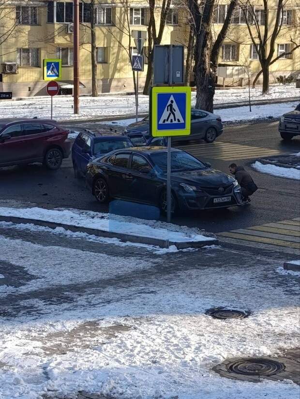 ДТП на пересечении пр. Гурова и ул. 50-летия СССР https://t.me/webmoney_dn/311635