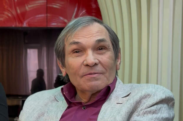 «Хватает на хлеб и сахар»: Бари Алибасов впервые раскрыл размер пенсии