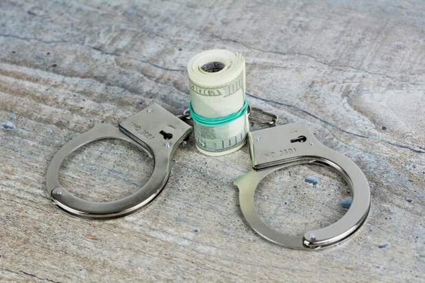 Бывший глава фонда капитального ремонта был арестован по подозрению в коррупции