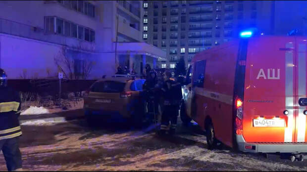 В многоэтажке на северо-востоке Москвы вспыхнул пожар