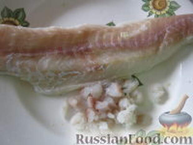 Фото приготовления рецепта: Оладьи из рыбного филе - шаг №1