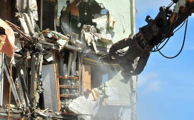 В 17-м проезде Марьиной Рощи демонтировали незаконные строения