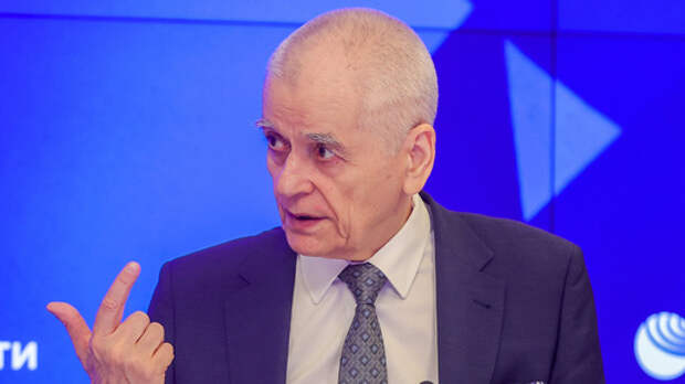 Они не рабы: пока с россиян требуют трудиться больше, иностранцы уже пашут за троих