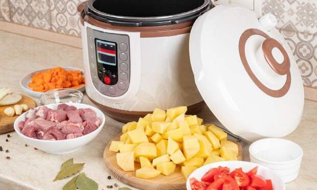 3 новогодних блюда, которые легко приготовить в мультиварке