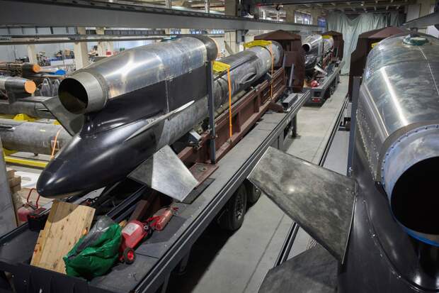 Зеленский заявил об уничтожении производственной линии украинских ракет «Фламинго»