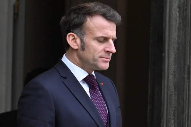 Филиппо назвал позором объятия Макрона и Зеленского после угроз Орбану