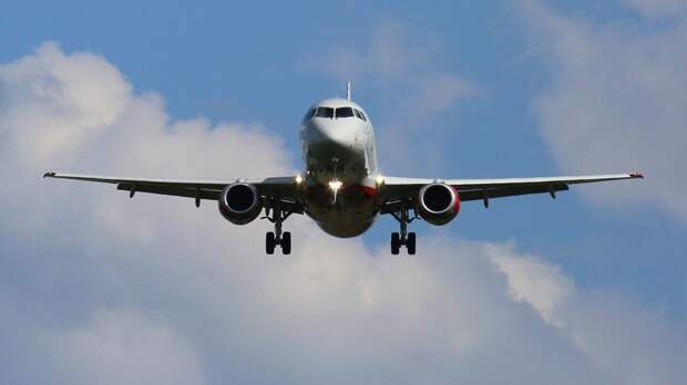 В аэропортах Екатеринбурга, Ижевска, Перми и Кирова ввели ограничения