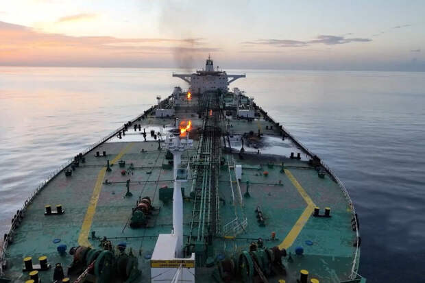 КСИР сообщил о поражении американского танкера в Персидском заливе