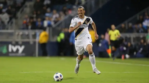 Ибрагимович заявил, что переход Роналду в «Ювентус» не является серьёзным вызовом