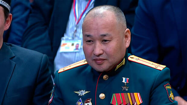 Герой России рассказал Путину подробности взятия Северска