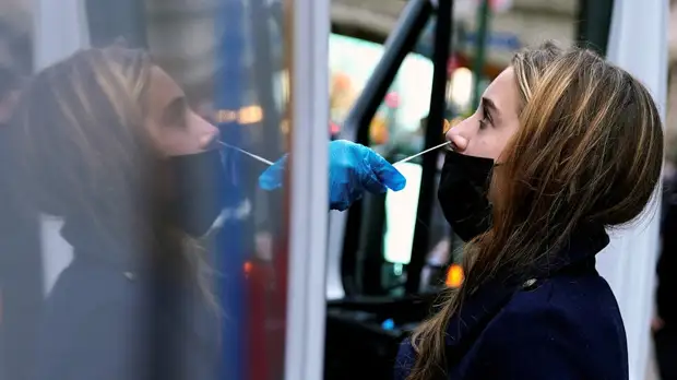 Власти Нью-Йорка сообщили о приросте случаев COVID-19 в штате