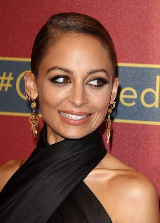 113995, Nicole Richie attends the 5th Annual QVC Red Carpet Style held at the Four Seasons Hotel in Los Angeles on Thursday February, 13, 2014. Photograph: © Pacific Coast News. Los Angeles Office: +1 310.822.0419 London Office: +44 208.090.4079 sales@pac