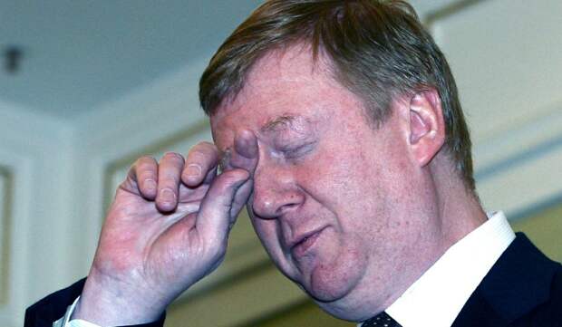 Приставы приступили к аресту имущества и счетов Чубайса на 11,9 млрд рублей