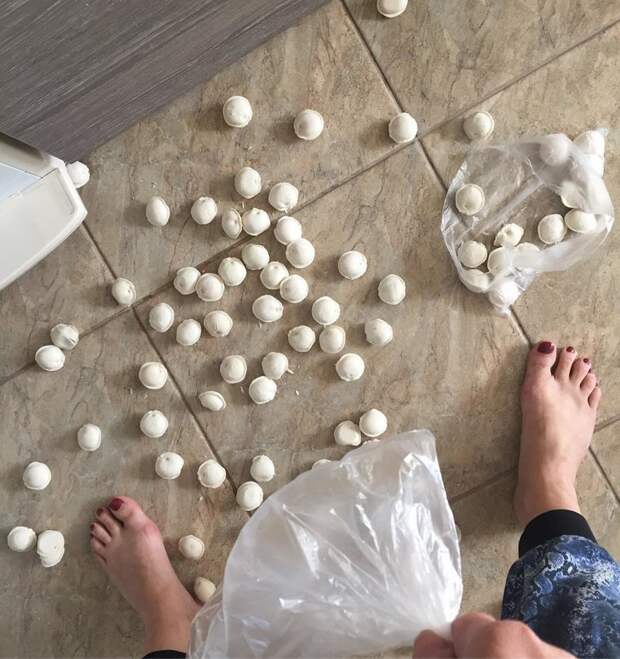 Везунчики, которые разве что на грабли еще не наступали