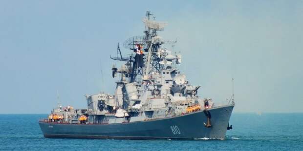 Погранслужба Украины заявила об опасных маневрах российских кораблей и бомбардировщиков