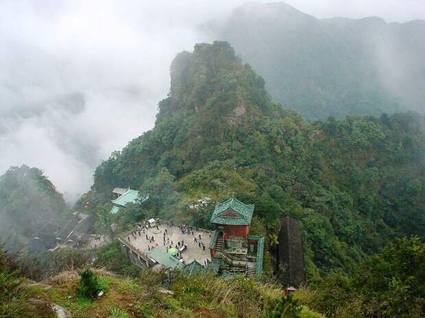 800px-Wudangshan_2003_10 (800x594, 73Kb)