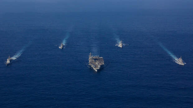 Трамп: США перехватили иранское судно, пытавшегося прорвать блокаду