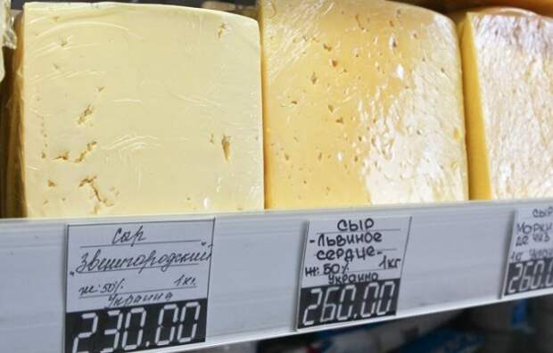 Импорт продовольствия из Украины могут запретить в России Импорт продовольствия из Украины могут запретить в России