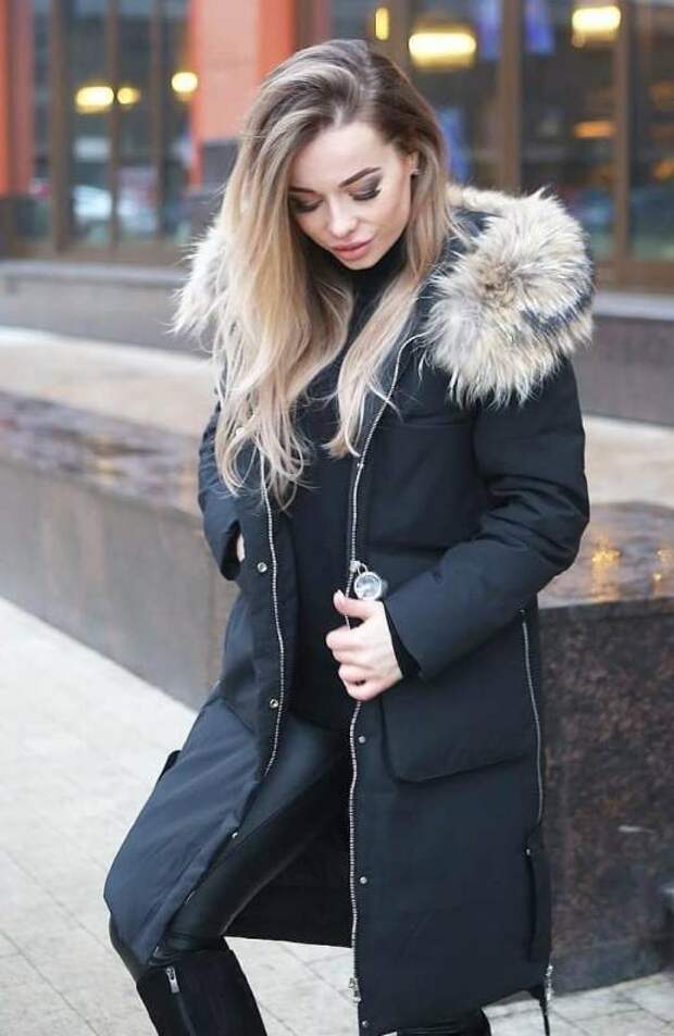 Стильные женские пуховики